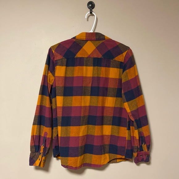 𝐍𝐚𝐭𝐮𝐫𝐚𝐥 𝐑𝐞𝐟𝐥𝐞𝐜𝐭𝐢𝐨𝐧𝐬- Small - Picture 2 of 3